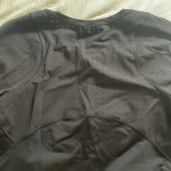 Lululemon | Mind Over Miles Long Sleeve - Picture 11 of 11